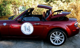 Illustration for article titled Jalopnik Reviews: 2007 Mazda MX-5 Miata Power Retractable Hardtop, Part 1